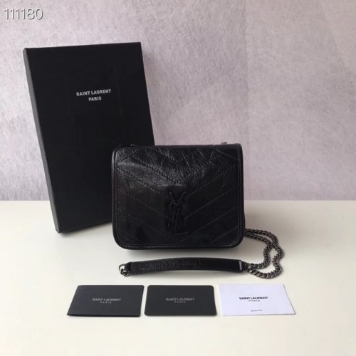 SAINT LAURENT Niki Mini Umhängetasche aus Leder 03743 schwarz