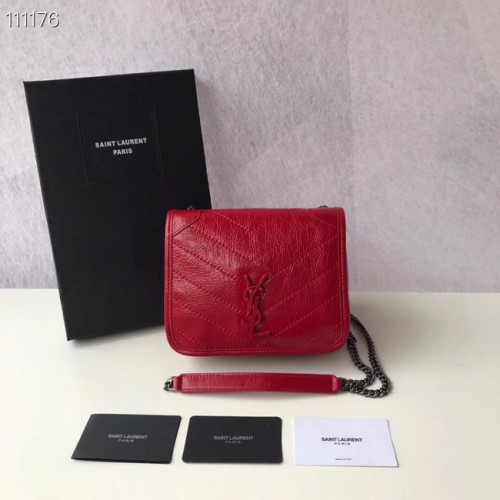 SAINT LAURENT Niki Mini Umhängetasche aus Leder 03743 rot