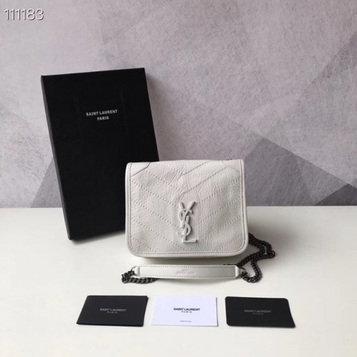 SAINT LAURENT Niki Mini Umhängetasche aus Leder 03743 weiß