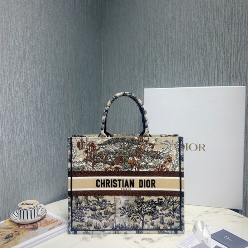 KLEINE DIOR BOOK TOTE Bestickt M1296-1