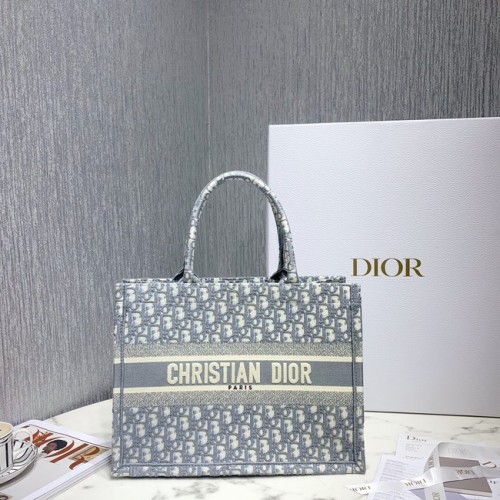 KLEINE DIOR BOOK TOTE Bestickt M1296-4