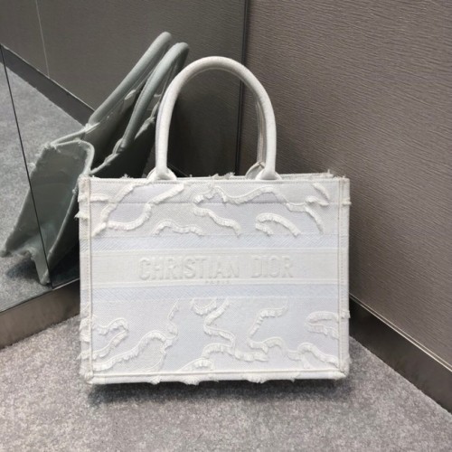KLEINE DIOR BOOK TOTE Bestickt M1296-5