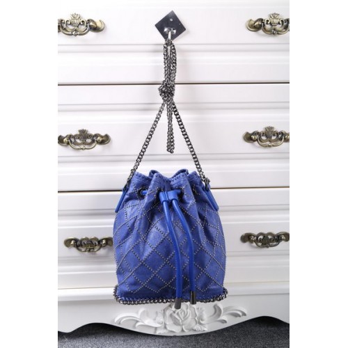 Stella McCartney Falabella Bucket Bag mit Nieten SMC013 Royal