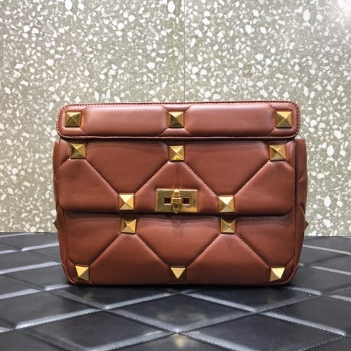 VALENTINO GARAVANI Roman Stud Large Nappaleder 1189L braun