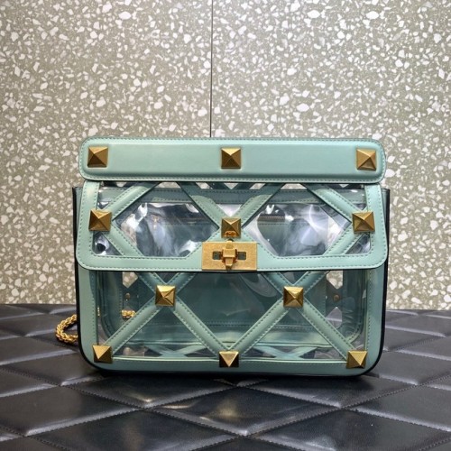 VALENTINO GARAVANI Roman Stud Schultertasche aus weichem Schafsleder mit Kette WW2B0I60B Hellblau