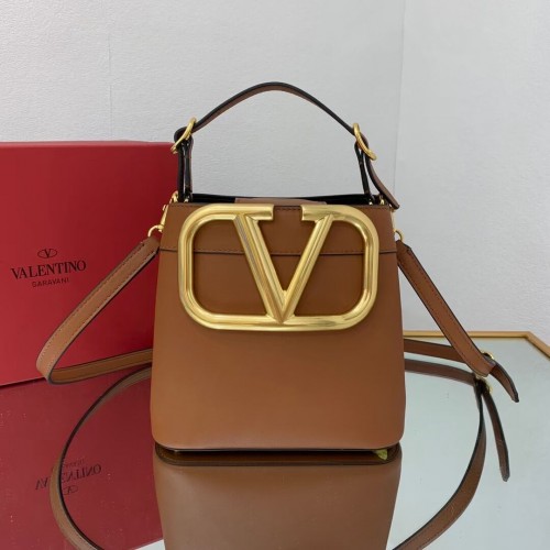 VALENTINO Handtasche aus Kalbsleder V0754 braun