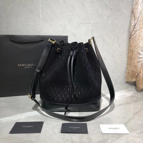 Yves Saint Laurent Bucket Bag aus schwarzem, mattem Leder Y568606 Schwarz