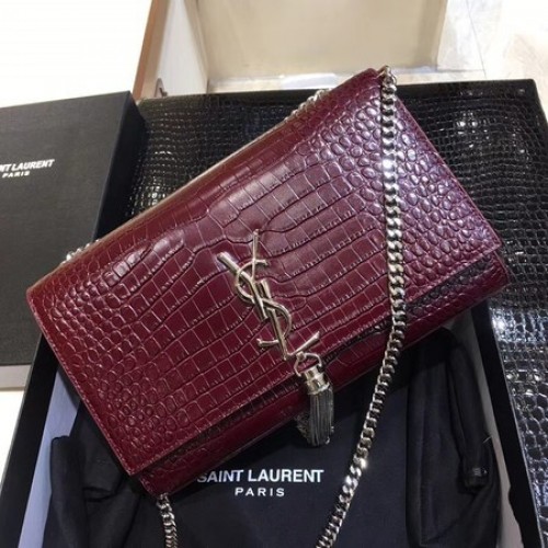 Yves Saint Laurent Schultertasche aus Krokodilleder 1456 Wein&Silber