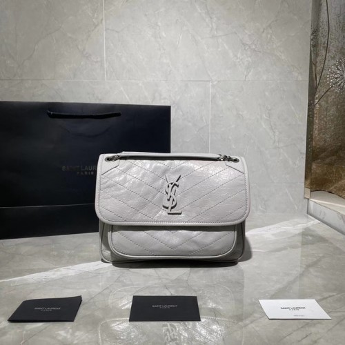 Yves Saint Laurent Medium Niki Chain Bag 498894 PERLGRAU