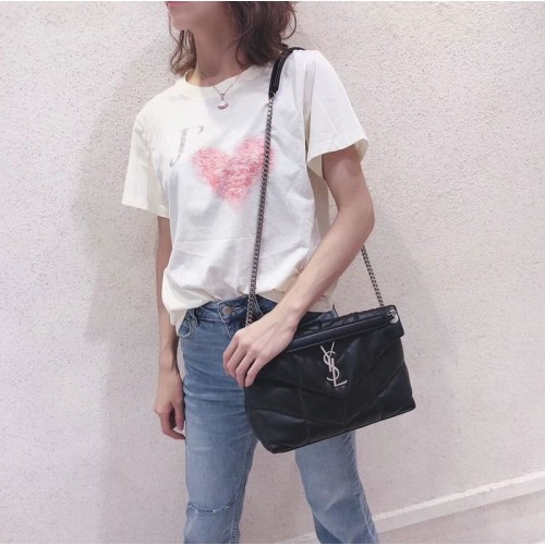 Yves Saint Laurent KLEINE TASCHE „LOULOU PUFFER“ AUS MATTEM LEDER MIT GESTEPPTEM GEKRAUTEM Y577476 Schwarz