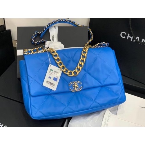 Chanel 19 große Überschlagtasche AS1162 Electric blue
