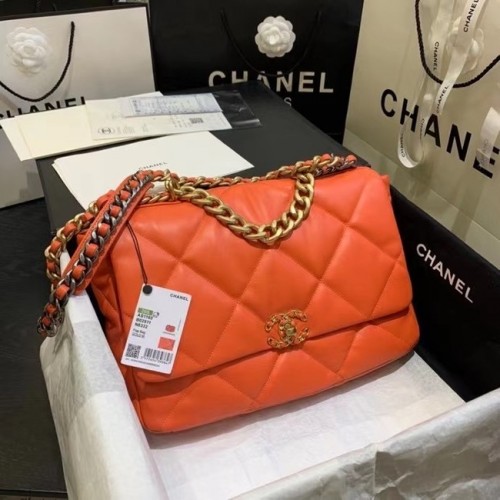 Chanel 19 große Überschlagtasche AS1162 orange