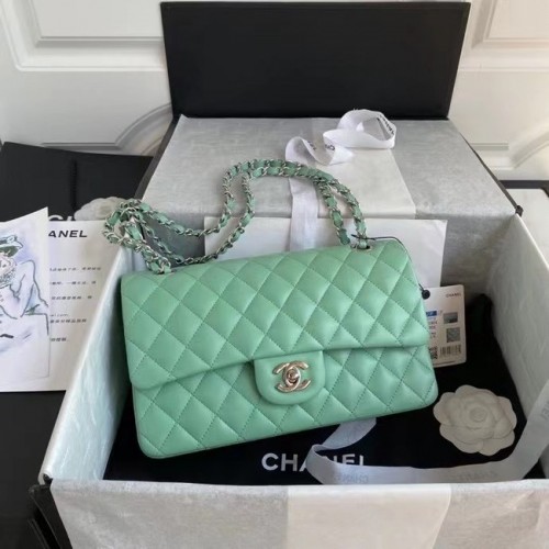 Chanel klassische Handtasche Lammleder silber Metall A01112 hellgrün