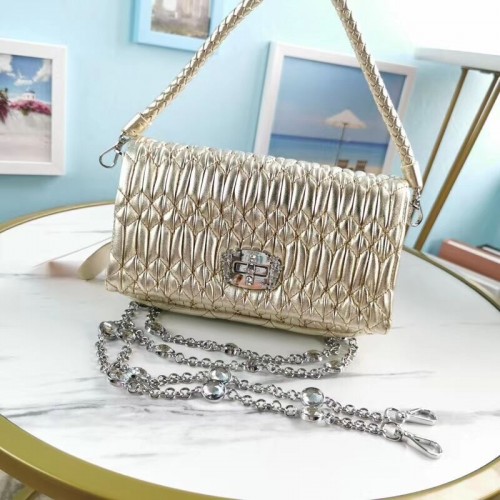 miu miu Matelasse Nappa Leder Umhängetasche 5BP012M gold